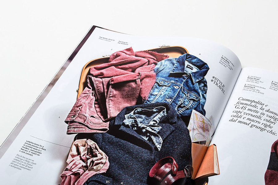 成都摩品,服装品牌形象,服装画册设计,VI设计公司,logo设计公司,成都广告公司,企业标志设计,LOGO设计公司,企业画册设计,成都包装设计,成都商标设计,平面设计公司,企业网页设计,专卖店设计,商业空间设计,成都品牌设计,www.mopin.cc 