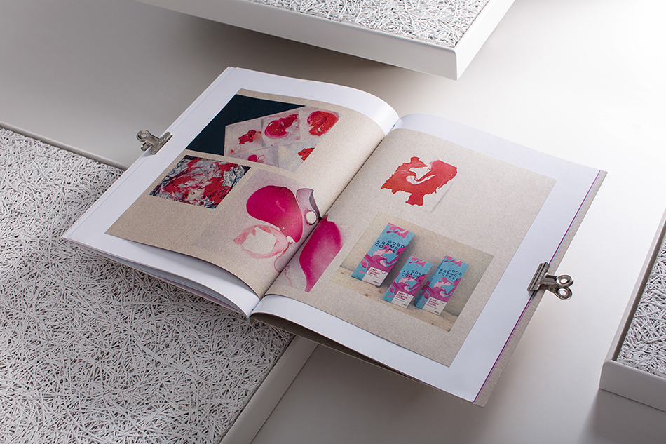 成都摩品,咖啡包装设计,咖啡VI设计,咖啡画册,饮品包装设计,饮品VI设计,成都VI设计公司,成都广告公司,企业标志设计,LOGO设计公司,企业画册设计,成都包装设计,www.mopin.cc 