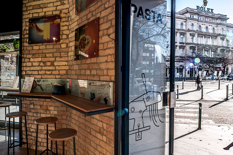 餐厅VI设计,快餐品牌形象,成都VI设计公司,成都广告公司,企业标志设计,LOGO设计公司,专卖店设计,商业空间设计,成都品牌设计,www.mopin.cc 