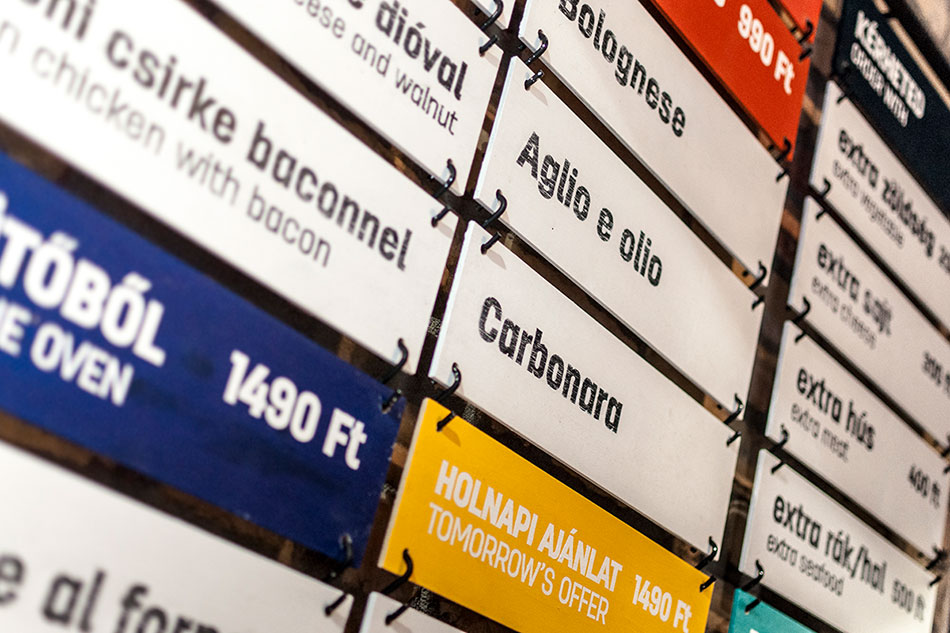 餐厅VI设计,快餐品牌形象,成都VI设计公司,成都广告公司,企业标志设计,LOGO设计公司,专卖店设计,商业空间设计,成都品牌设计,www.mopin.cc 