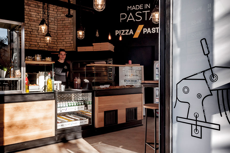 餐厅VI设计,快餐品牌形象,成都VI设计公司,成都广告公司,企业标志设计,LOGO设计公司,专卖店设计,商业空间设计,成都品牌设计,www.mopin.cc 