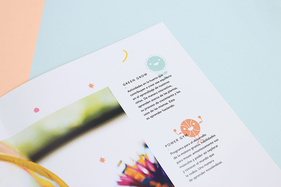 成都摩品设计,早教机构品牌形象,学校VI设计,kipos.,成都广告公司,企业标志设计,学校LOGO设计,企业画册设计,频道包装设计,成都商标设计,平面设计公司,企业网页设计,成都吉祥物设计,专卖店设计,商业空间设计,成都品牌设计,www.mopin.cc