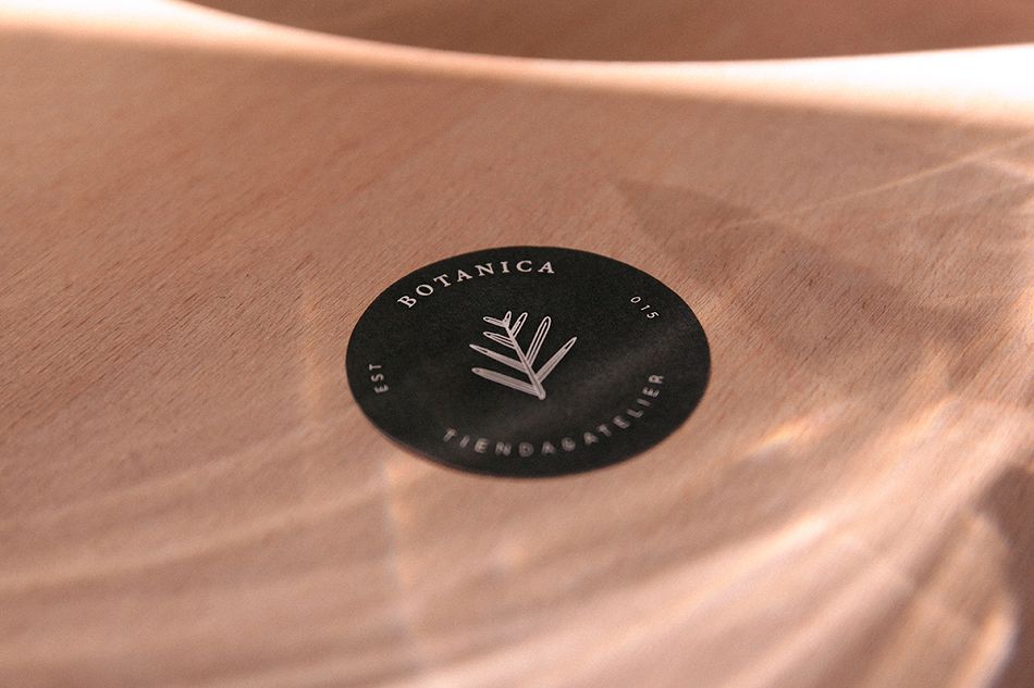 成都摩品形象设计公司-Bot&aacute;nica tienda工作室形象设计欣赏